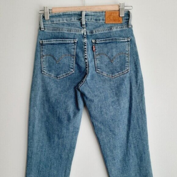 LEVI'S 721 High Rise Skinny Light Blue Wash Jeans Sz 26 - Picture 6 of 13